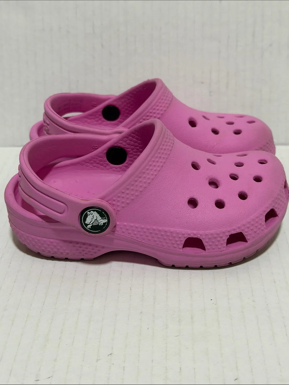Crocs Kids Classic Pink Clogs Sandals Beach Pool - Toddler Size 8